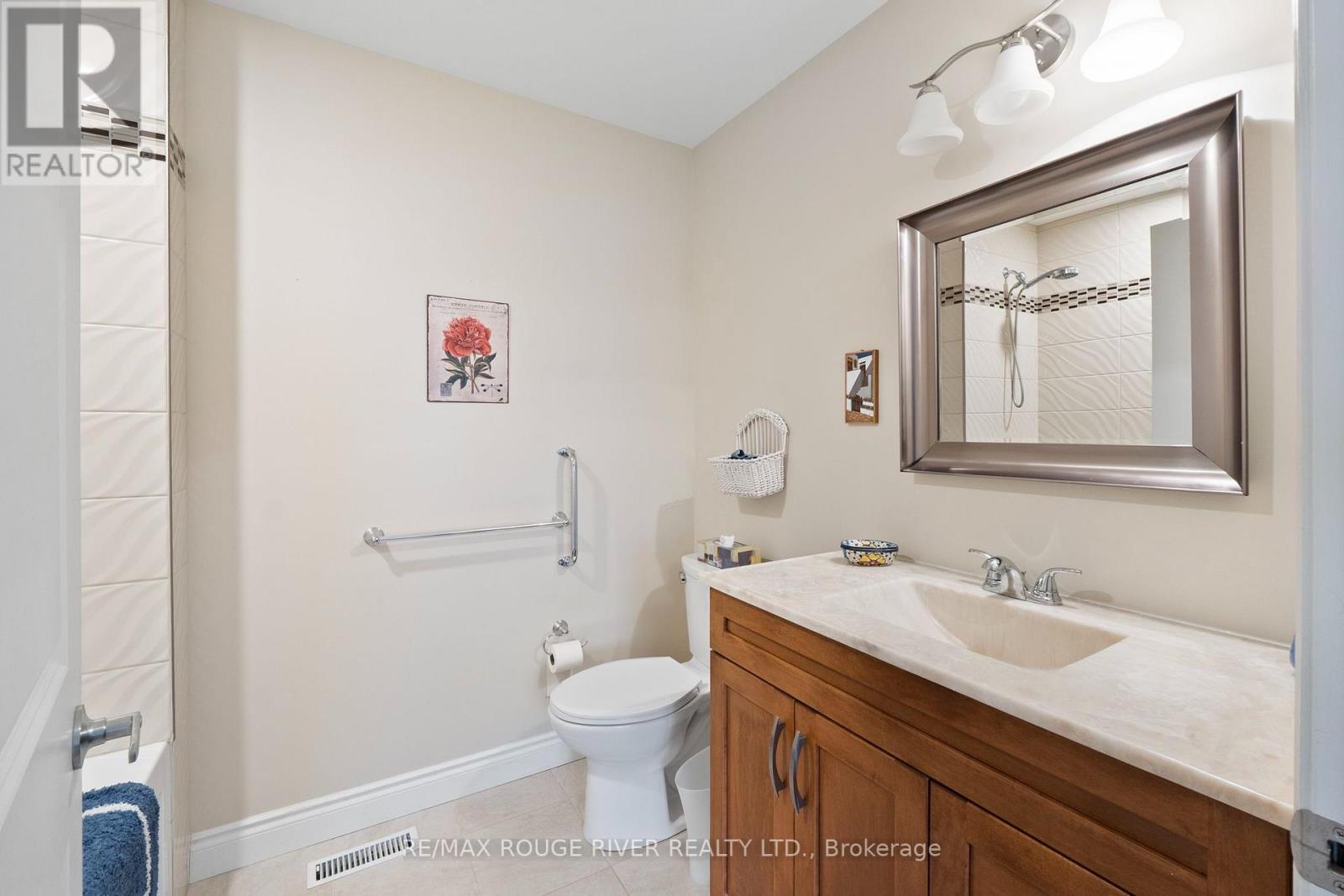42a Chapel Street Property Photo 25