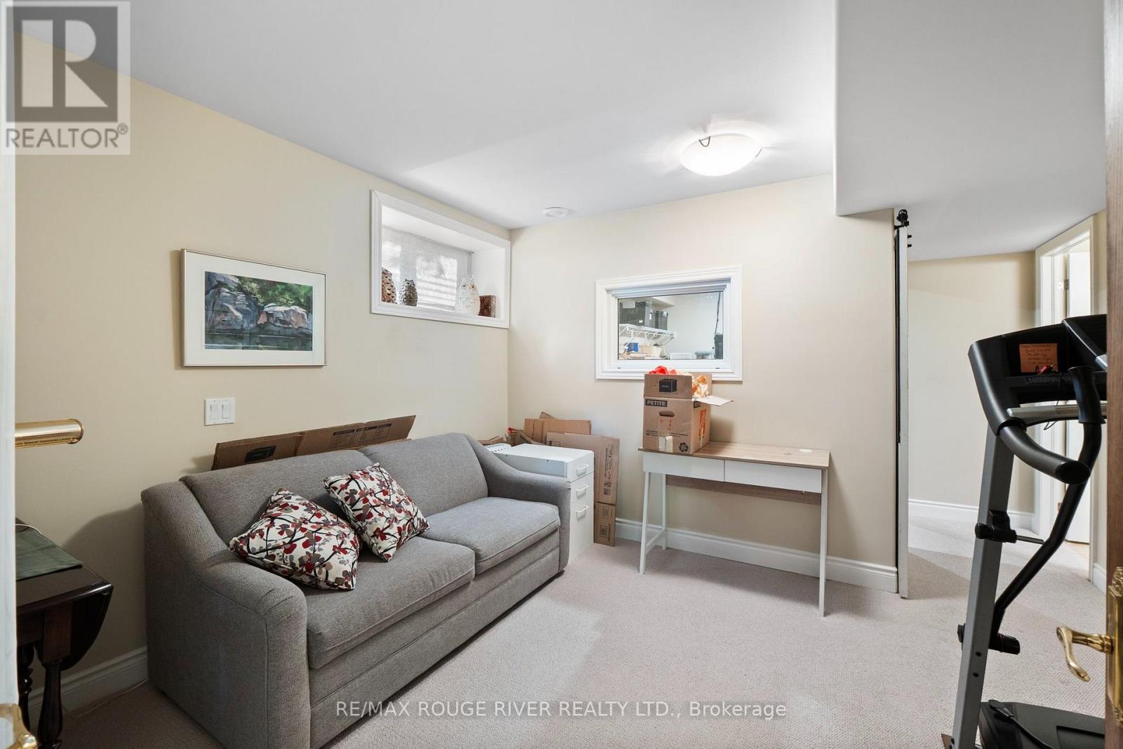 42a Chapel Street Property Photo 32