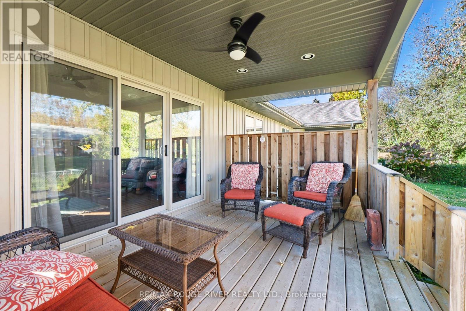 42a Chapel Street Property Photo 37