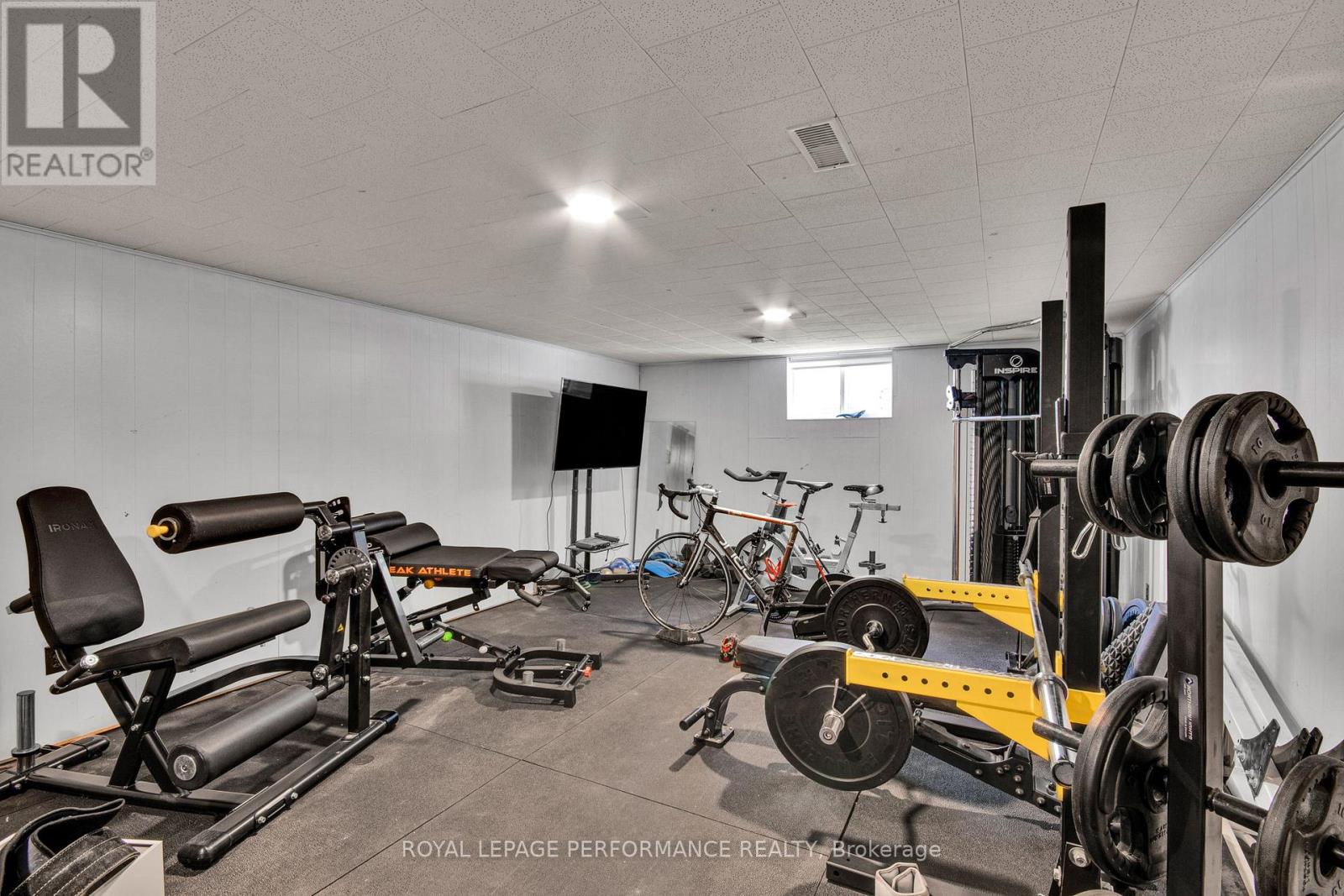 1321 Rustic Drive Property Photo 15