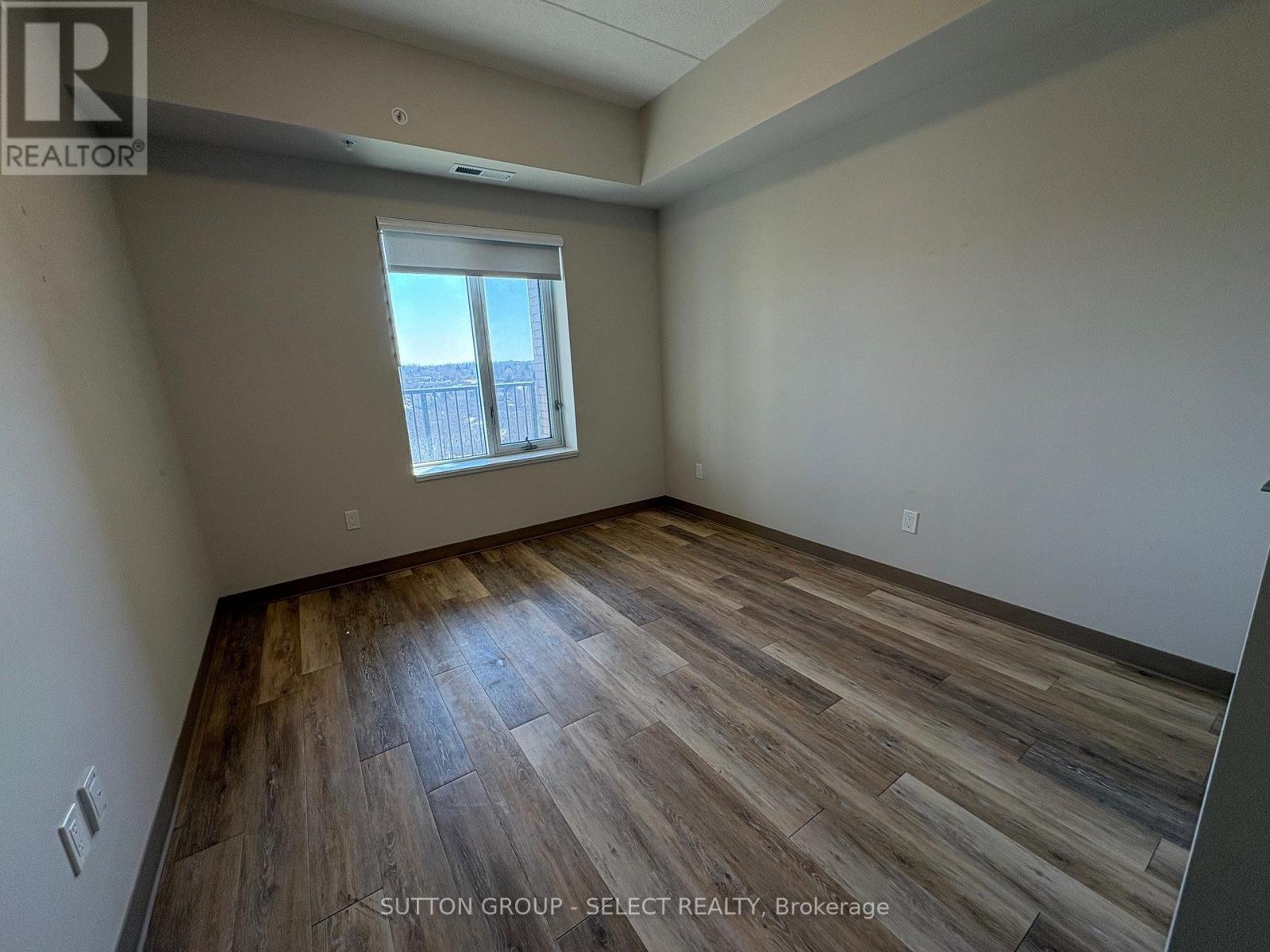810 - 99 Pond Mills Road Property Photo 7