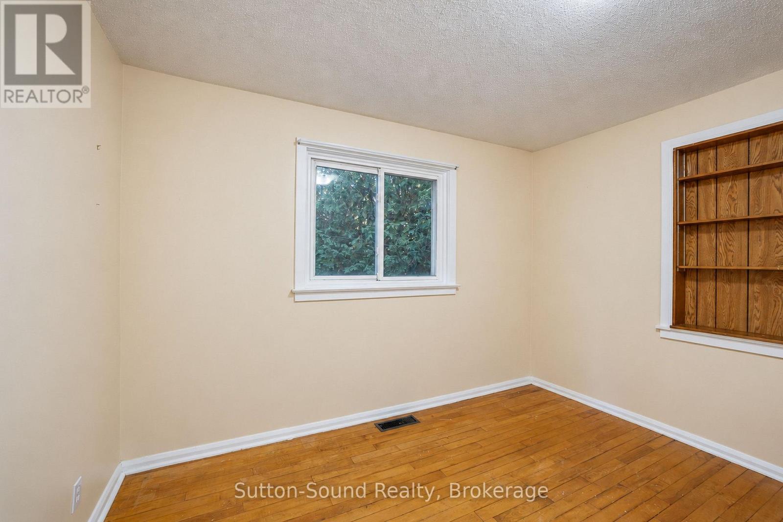720 5th St East Street E Property Photo 19