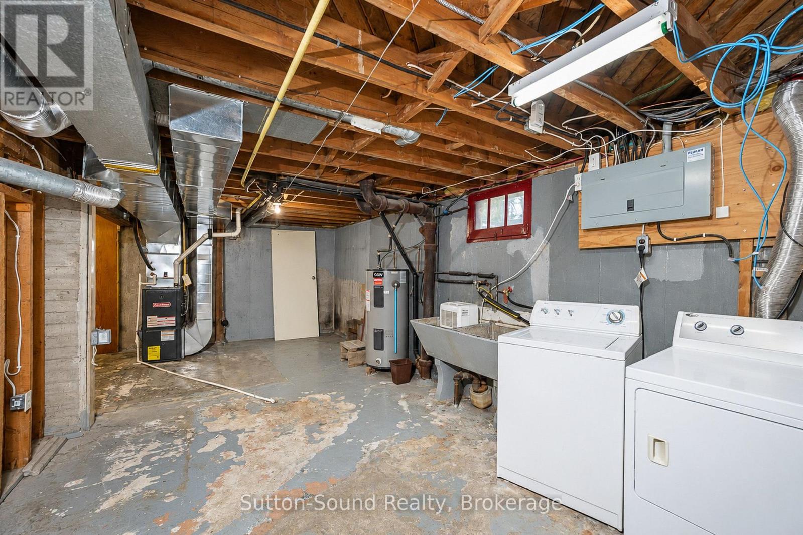 720 5th St East Street E Property Photo 26
