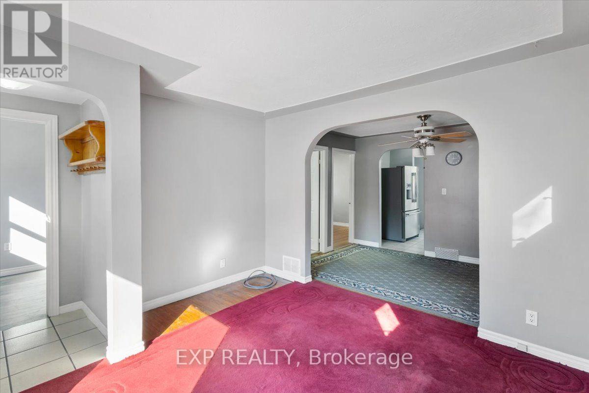30 Glenwood Avenue Property Photo 13