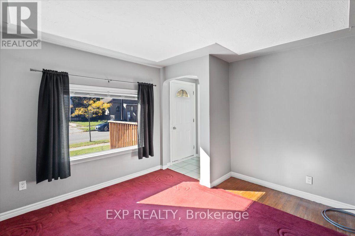 30 Glenwood Avenue Property Photo 14