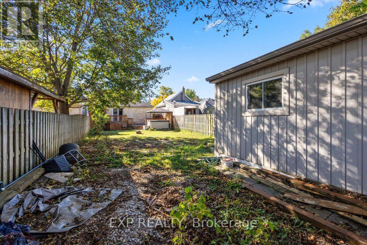 30 Glenwood Avenue Property Photo 41