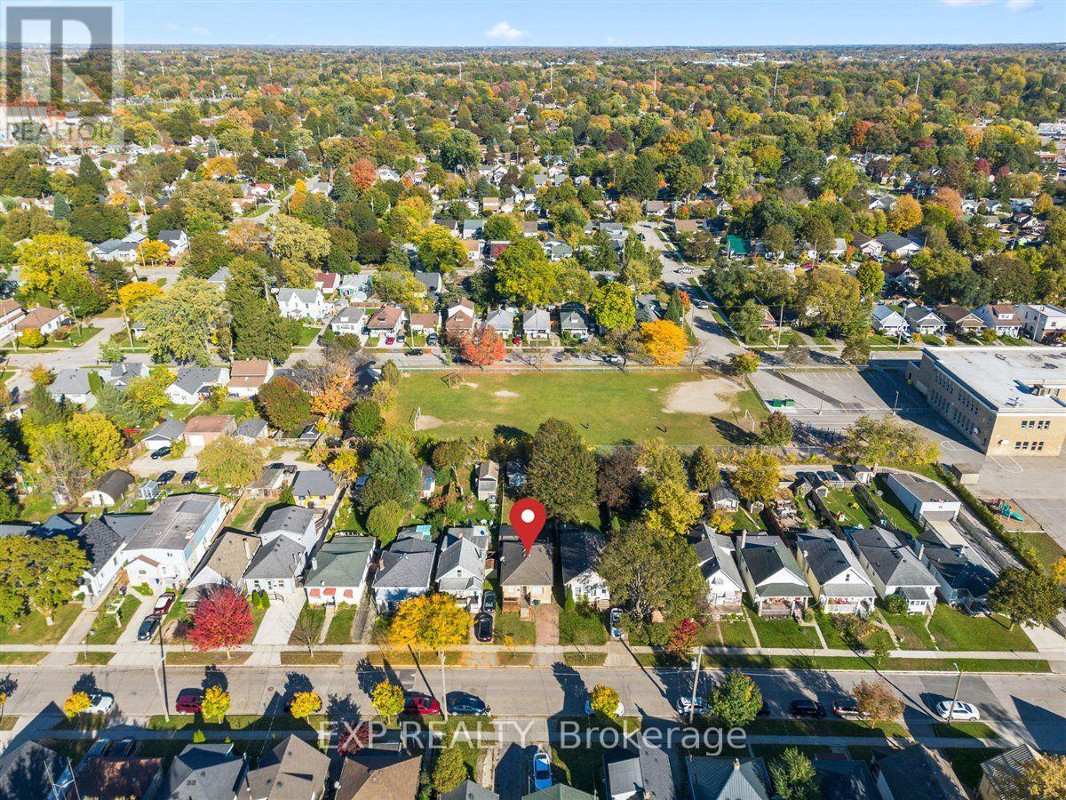 30 Glenwood Avenue Property Photo 43