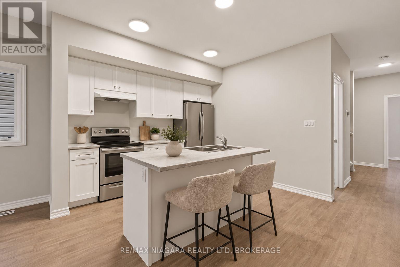 51 Superior Street Property Photo 7
