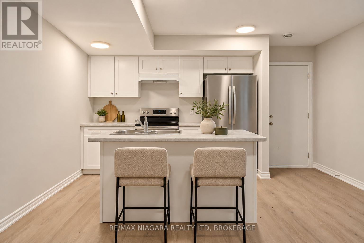 51 Superior Street Property Photo 19