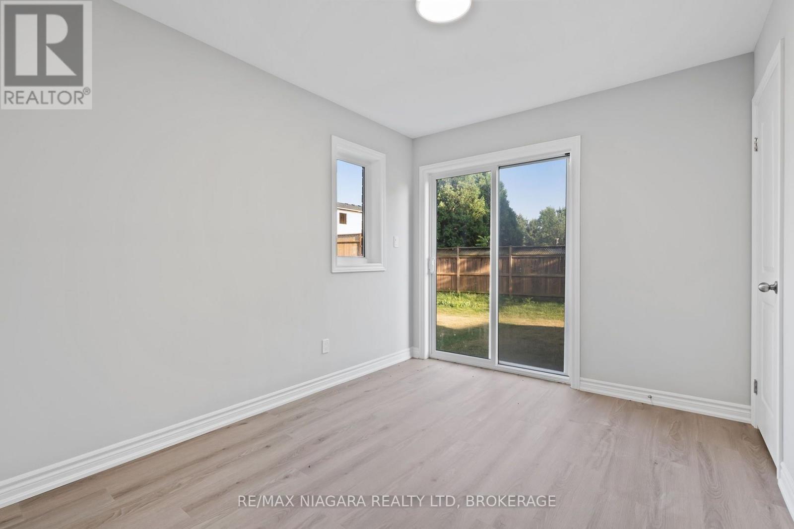 51 Superior Street Property Photo 22