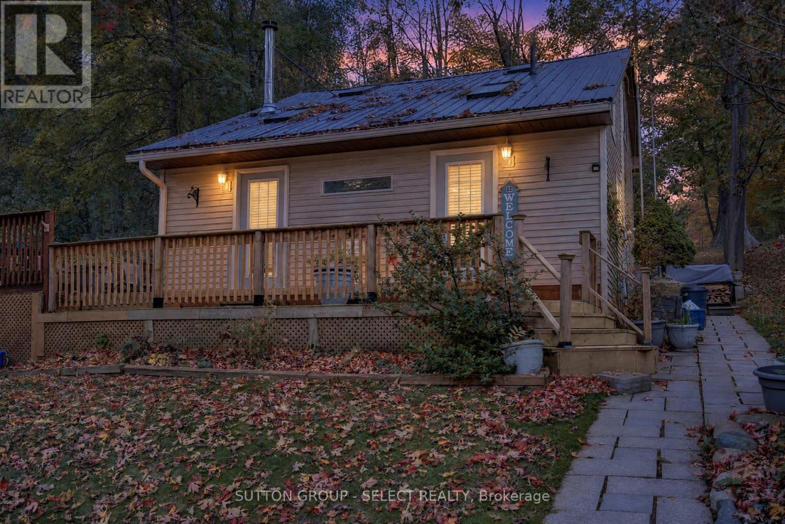 27960 Park Drive Property Photo 3