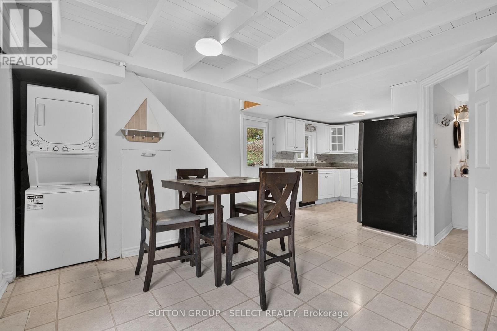 27960 Park Drive Property Photo 8