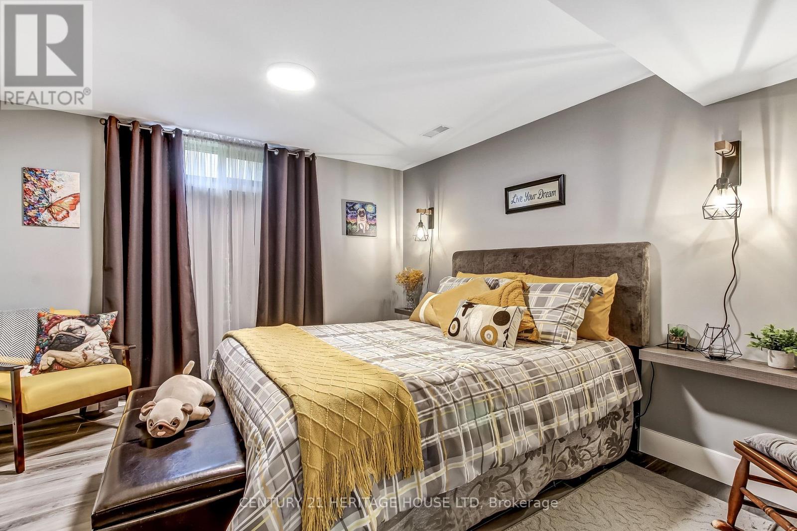 2 David Drive Property Photo 17