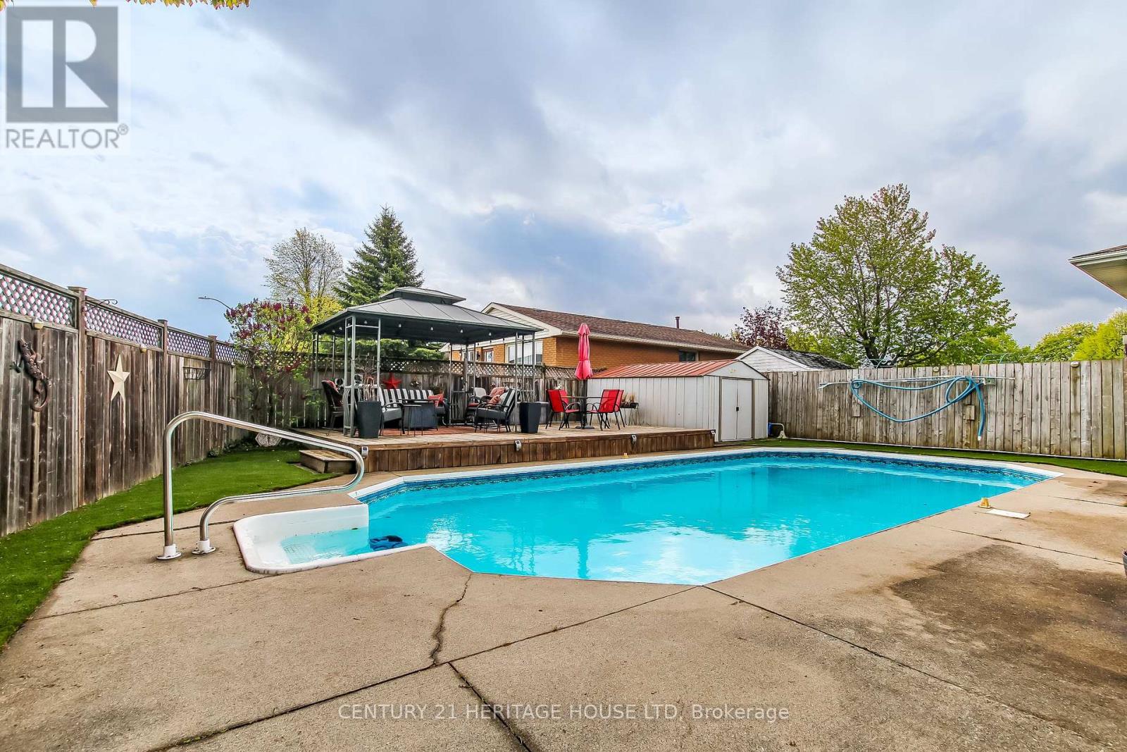 2 David Drive Property Photo 24