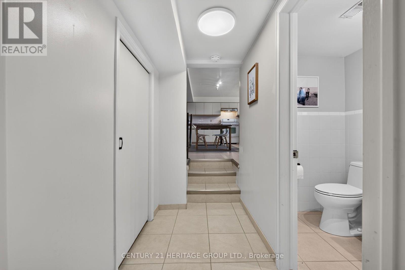 19 Meadowbrook Crescent Property Photo 35