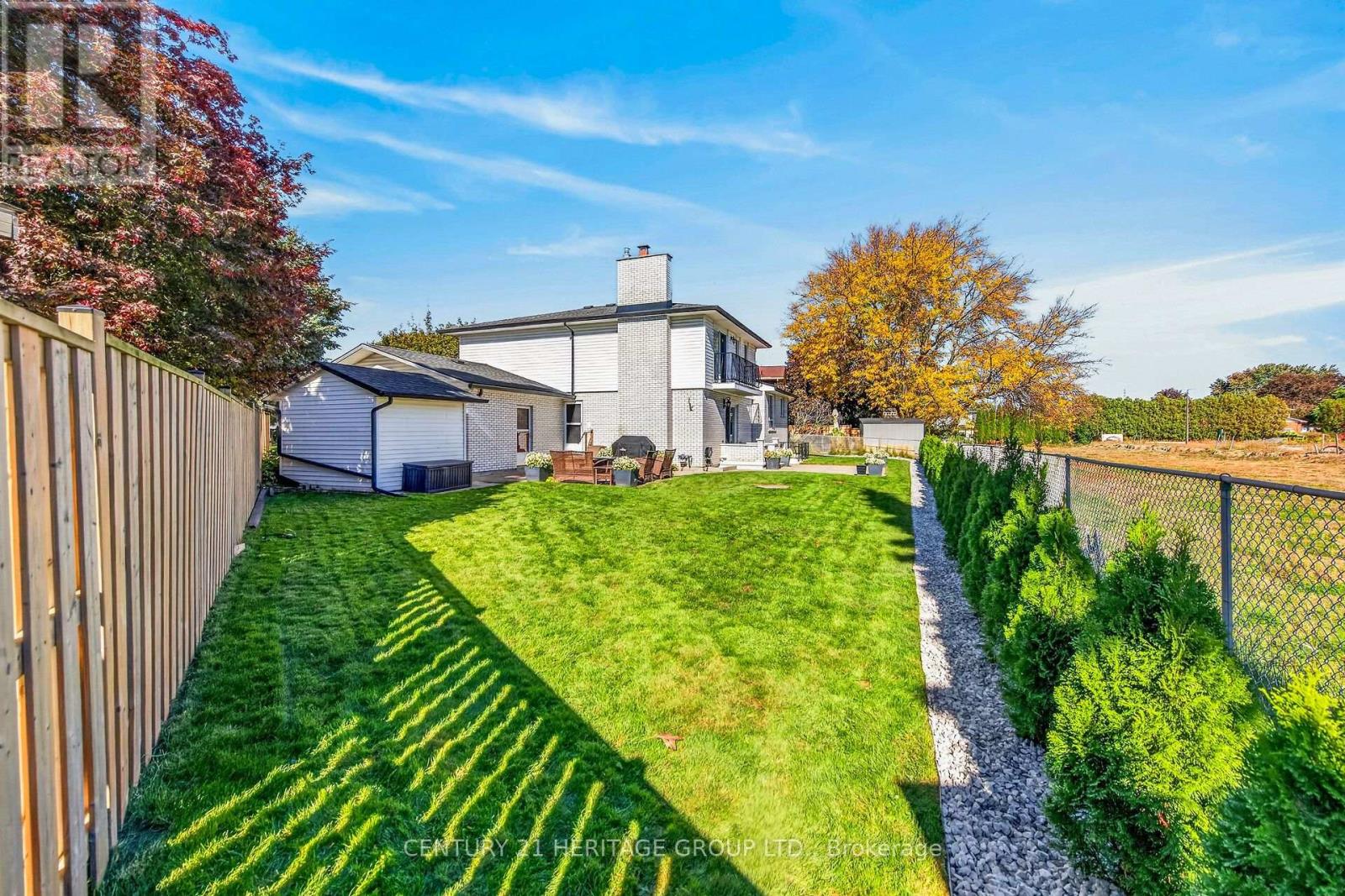 19 Meadowbrook Crescent Property Photo 47