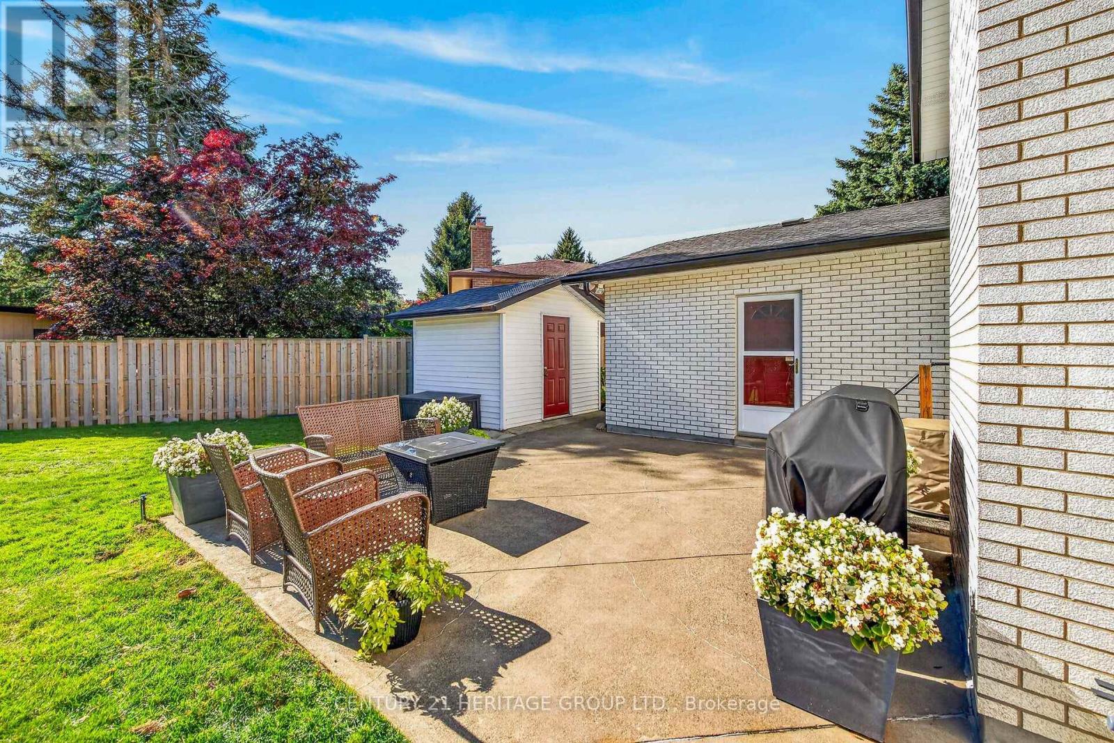 19 Meadowbrook Crescent Property Photo 50