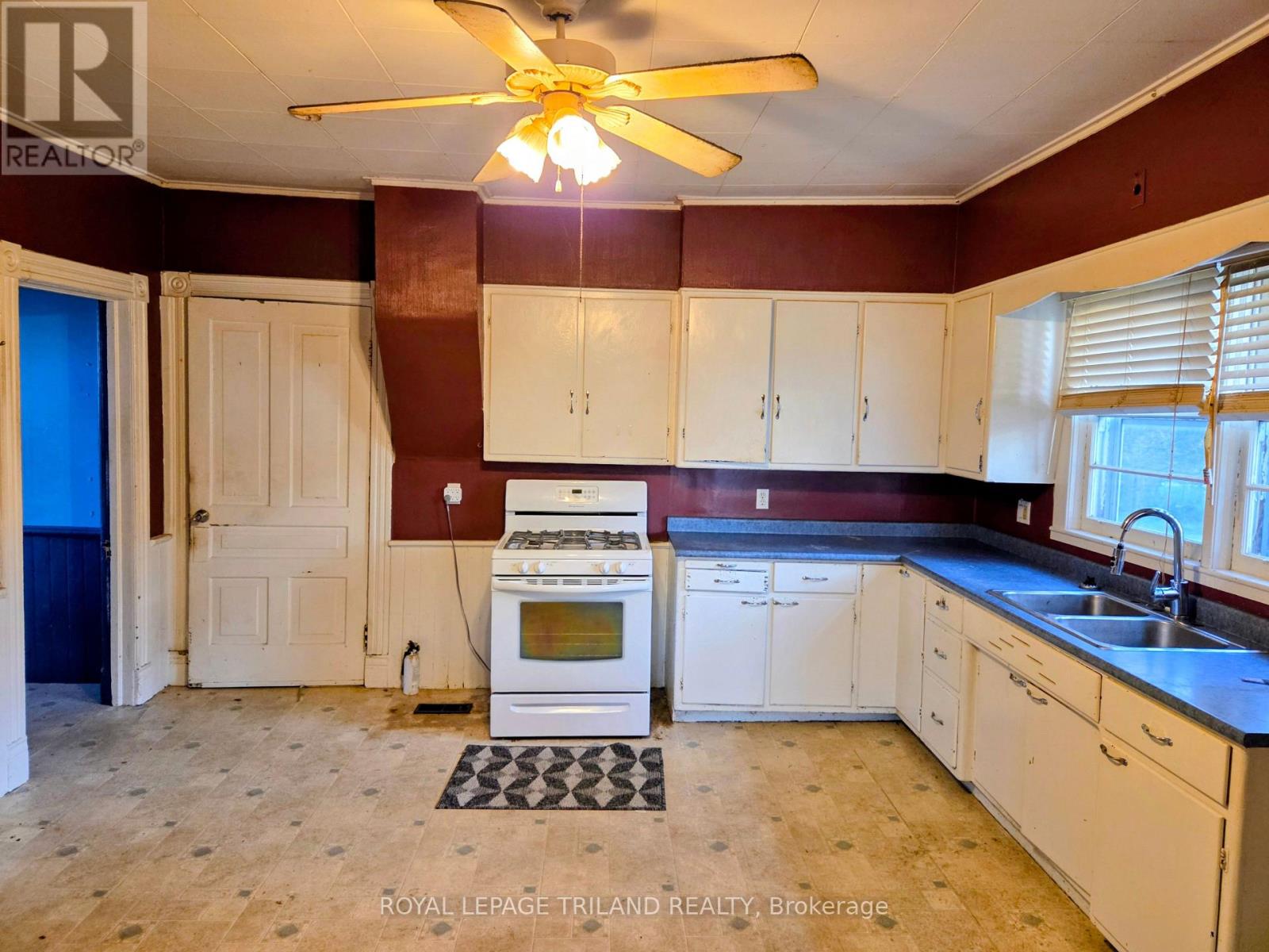 44588 Talbot Line Property Photo 9