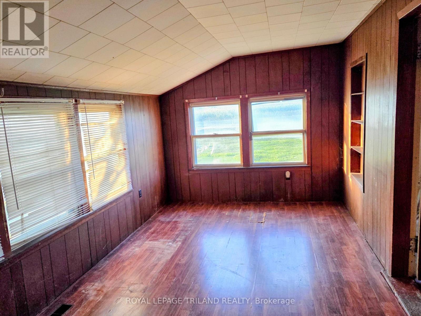 44588 Talbot Line Property Photo 10