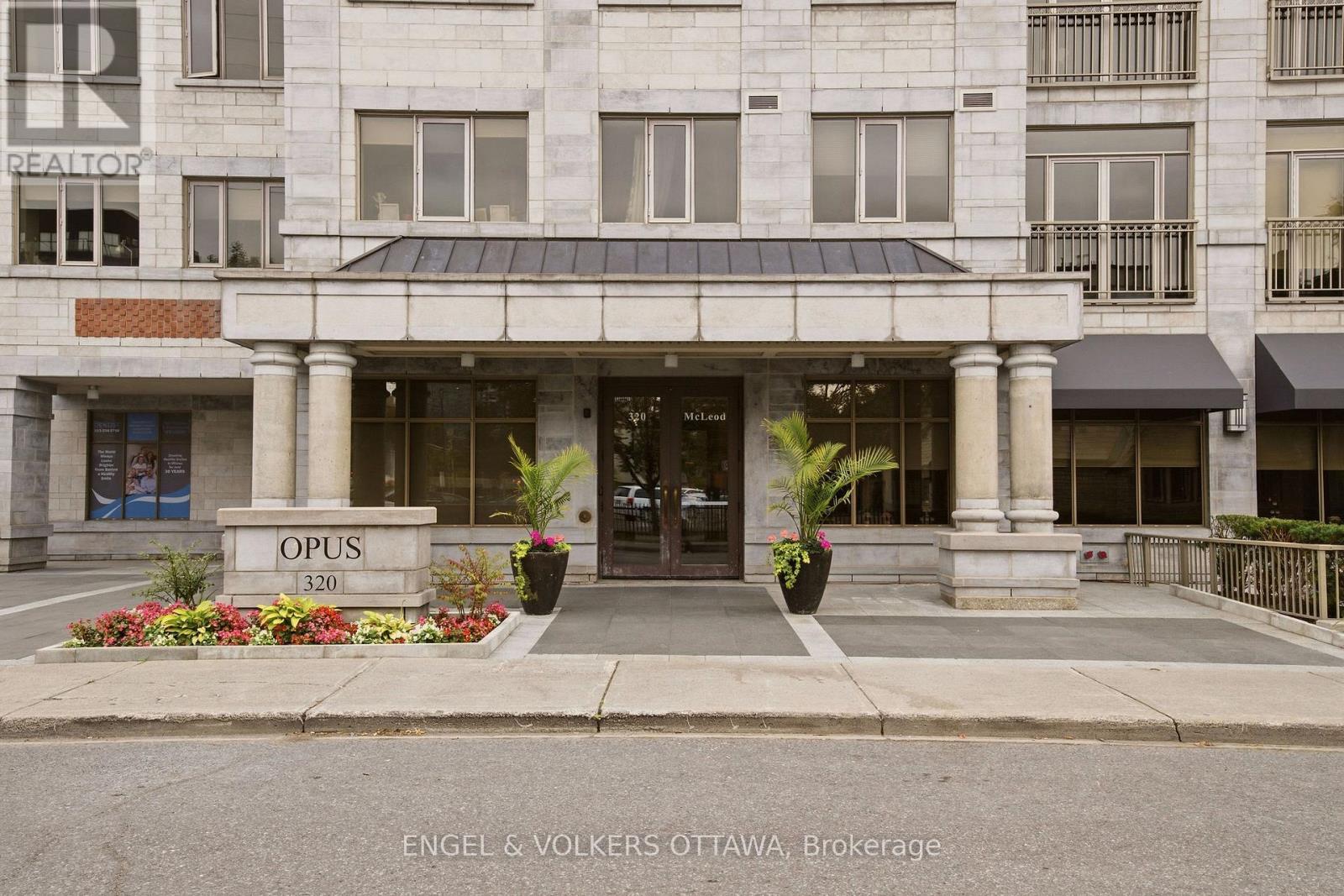 312 - 320 Mcleod Street Property Photo 2