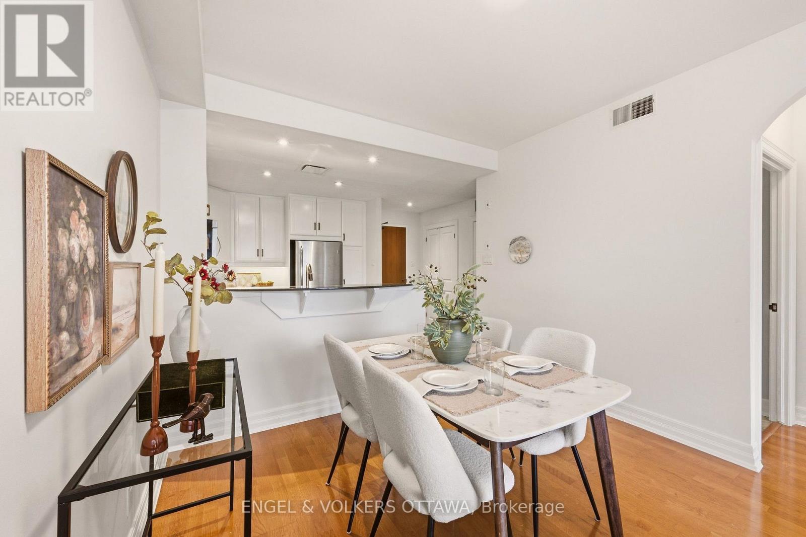 312 - 320 Mcleod Street Property Photo 11