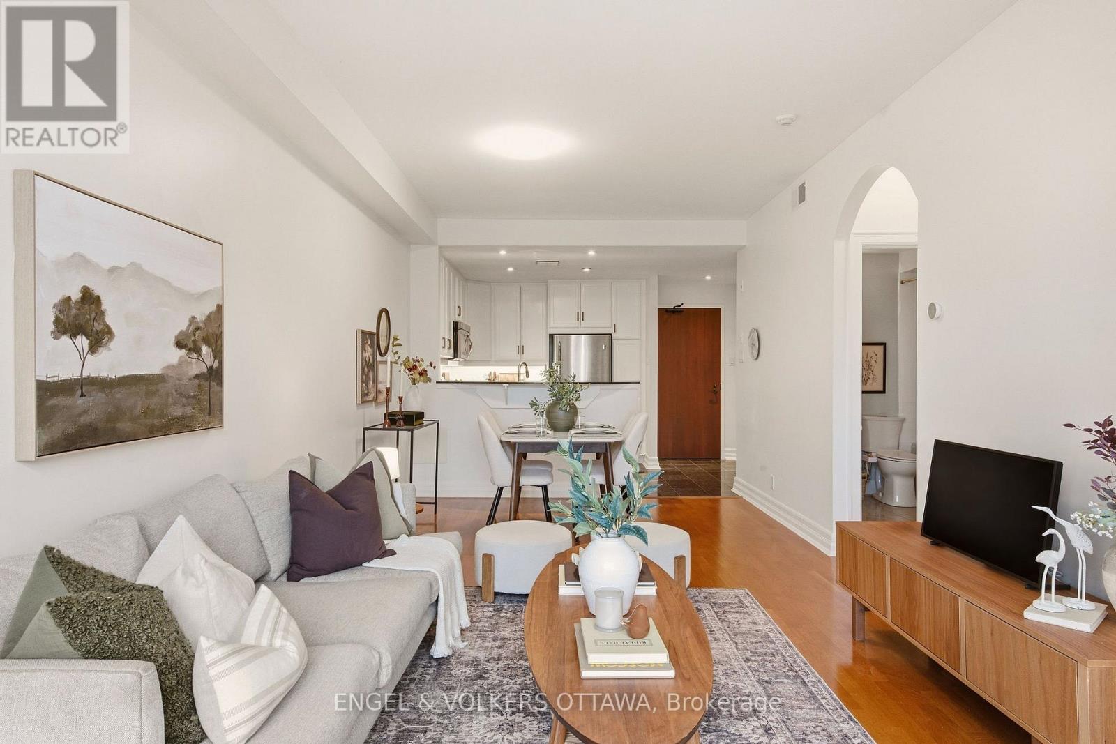 312 - 320 Mcleod Street Property Photo 18