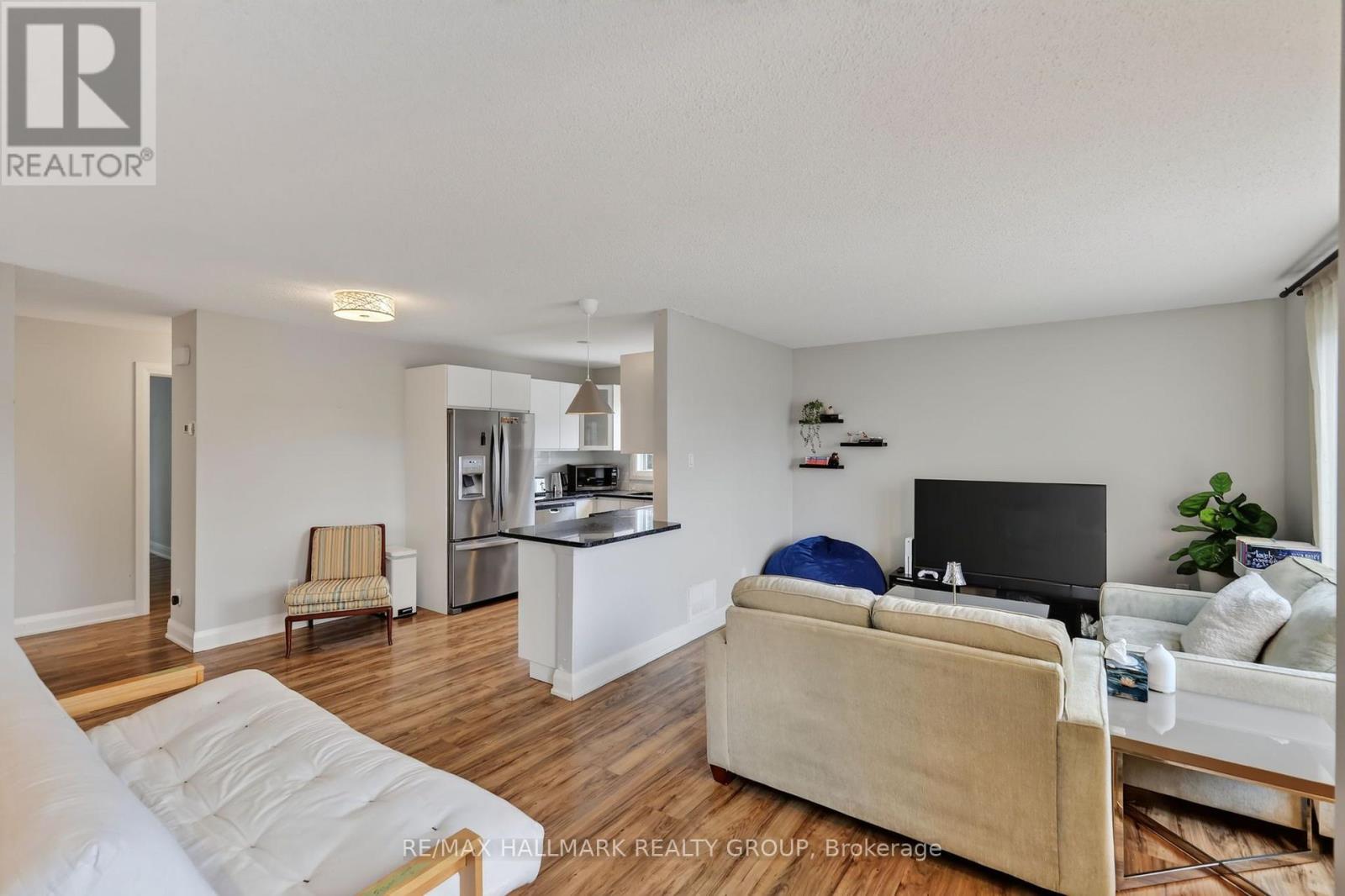 388 Winston Avenue Property Photo 6