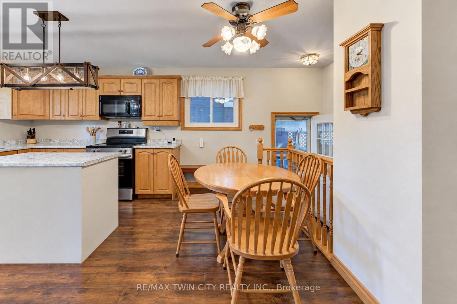 73 Belton Drive Property Photo 11