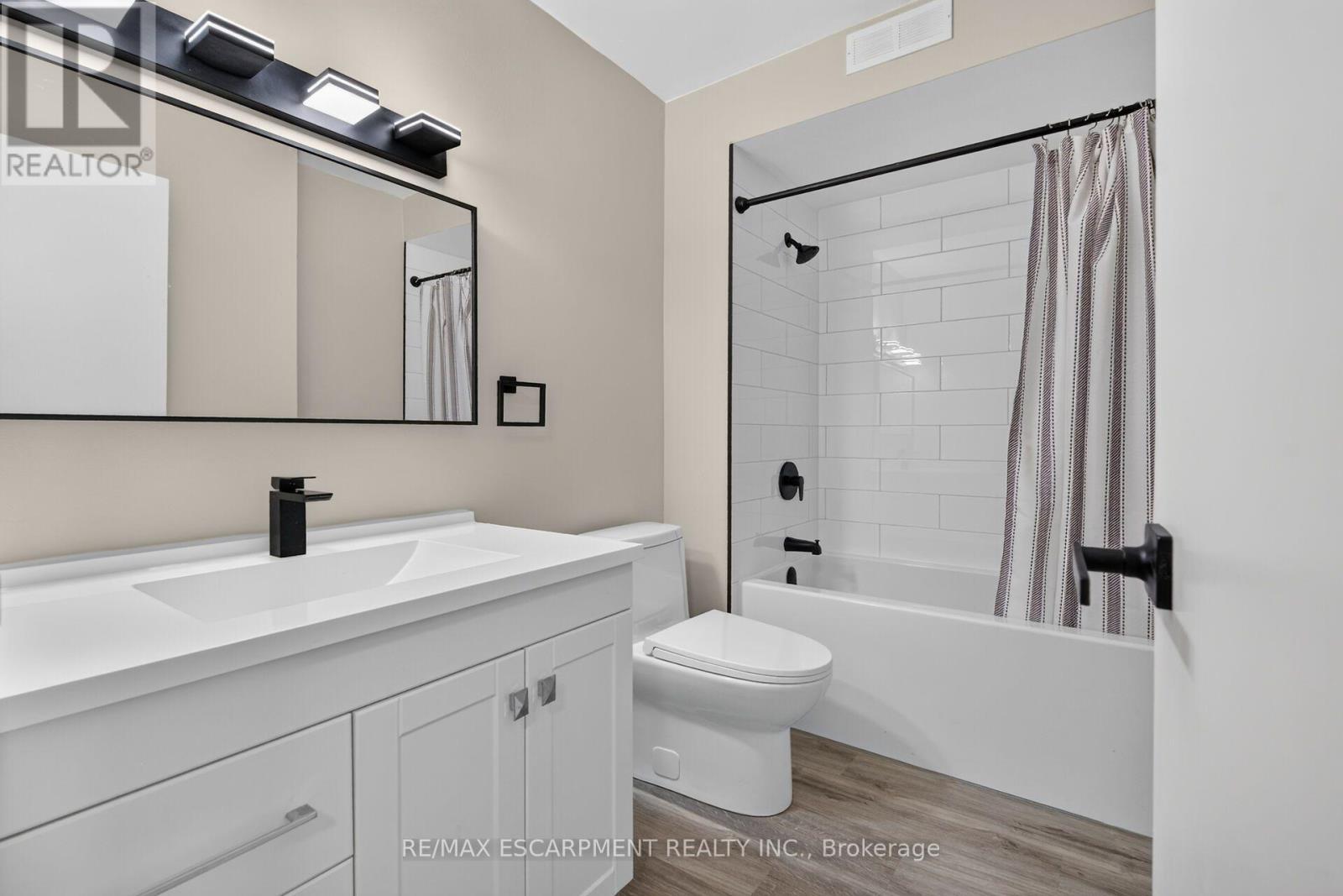741 - 350 Quigley Road Property Photo 27