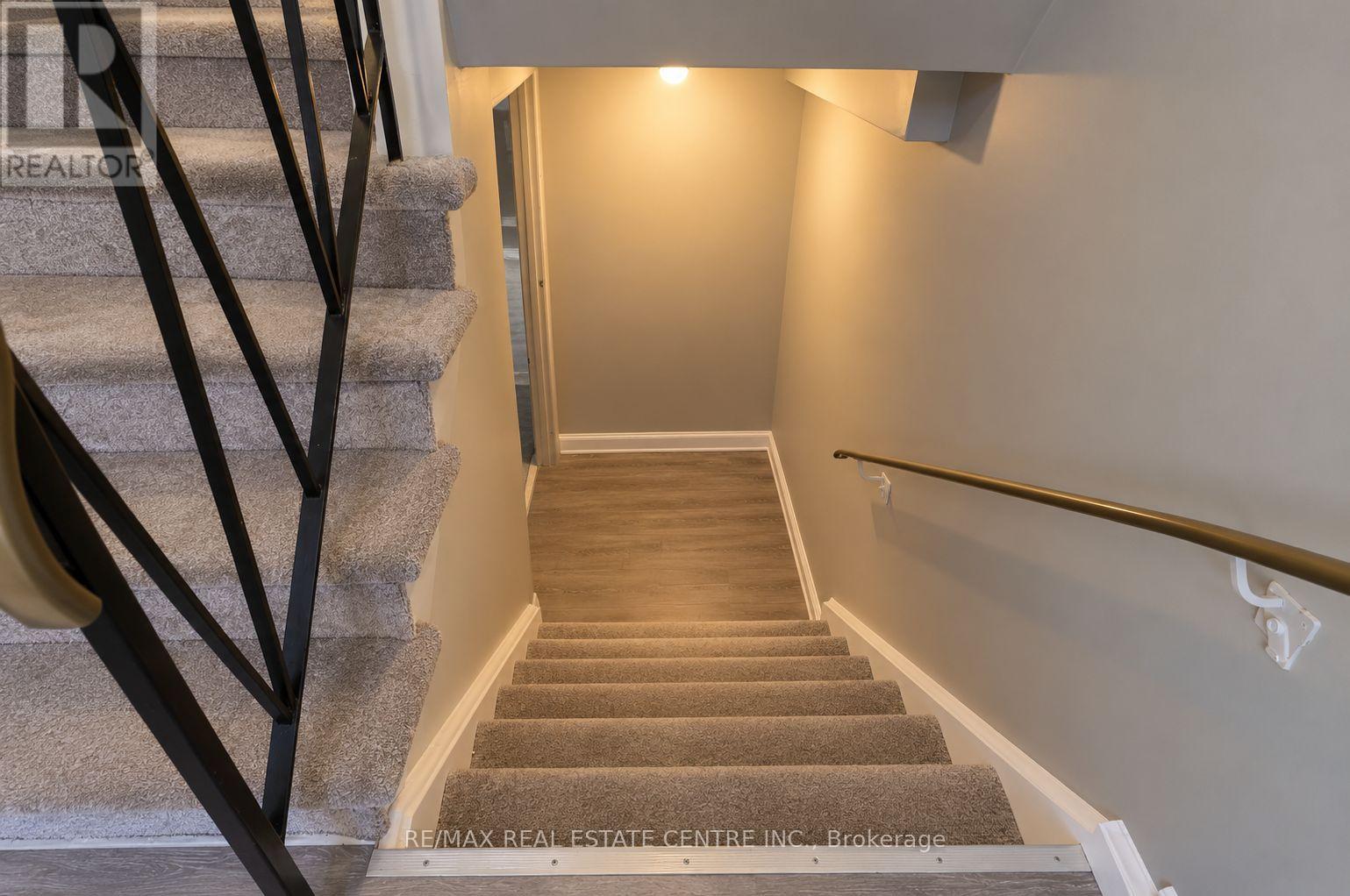 27 Woodman Drive N Property Photo 27