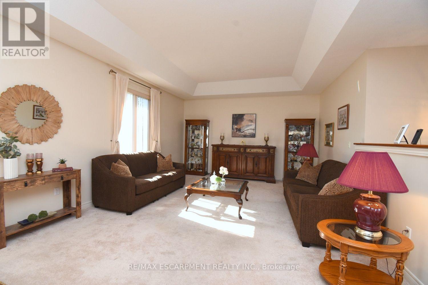 87 Jenifer Drive Property Photo 7