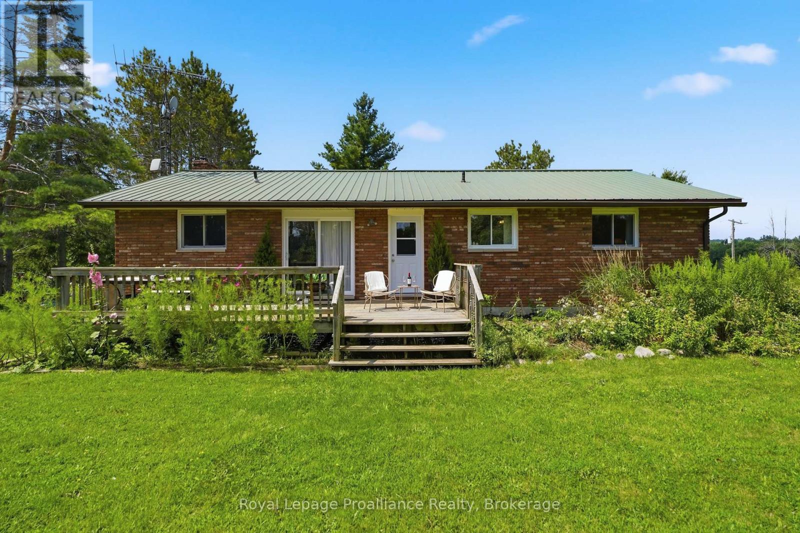 393 Kings Mill Road Property Photo 3