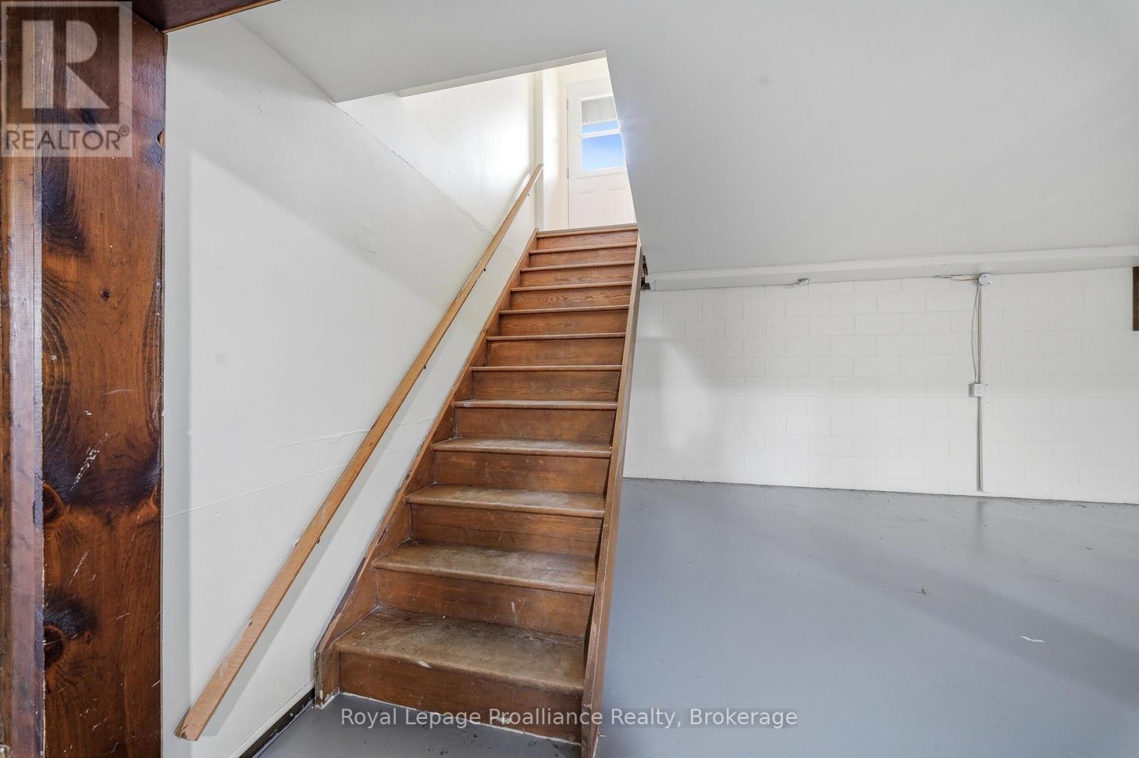 393 Kings Mill Road Property Photo 23