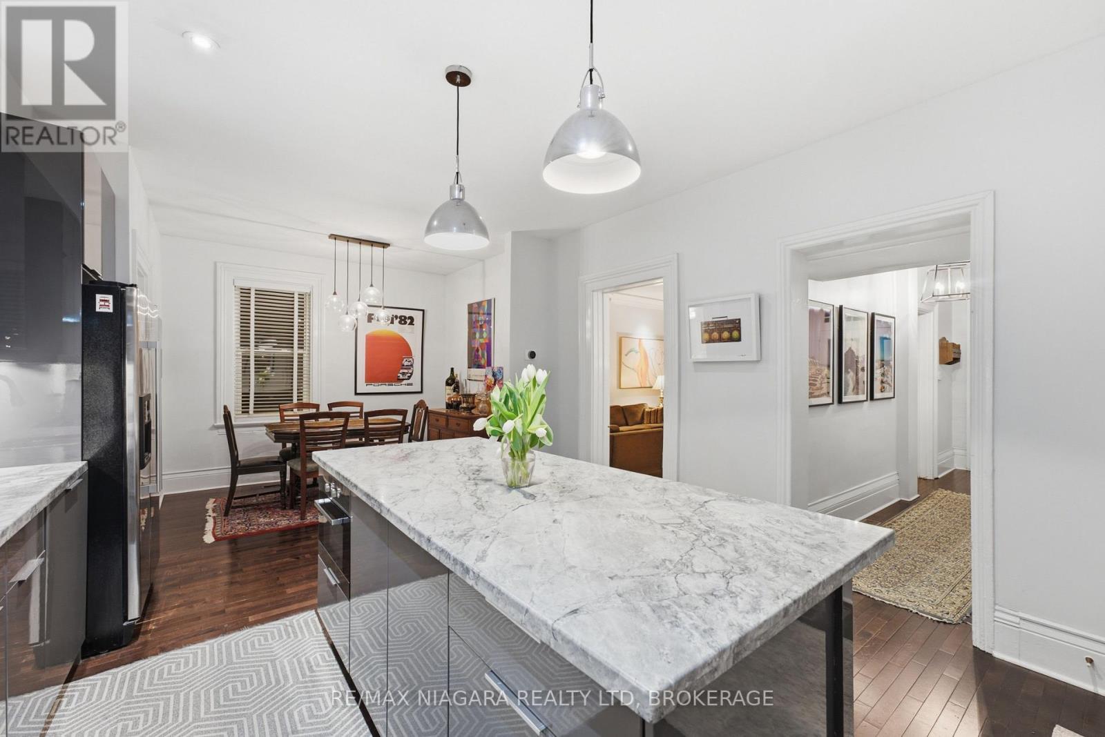 9 Duke Street Property Photo 14