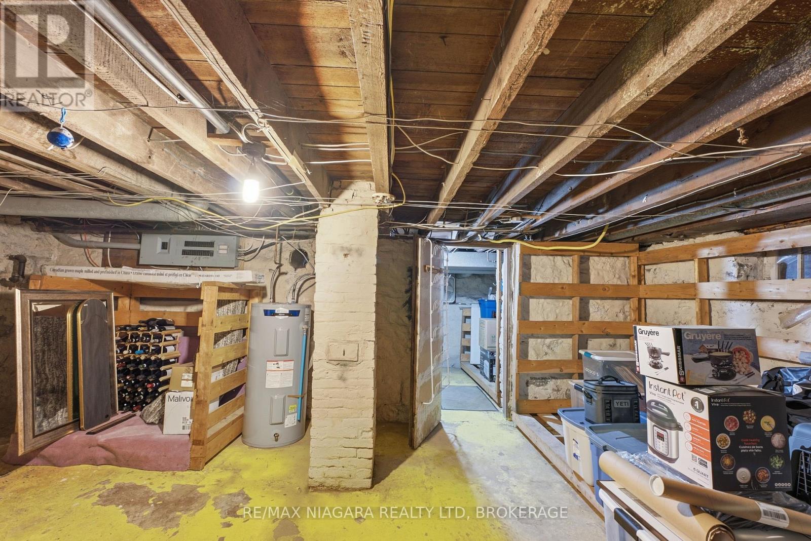 9 Duke Street Property Photo 24