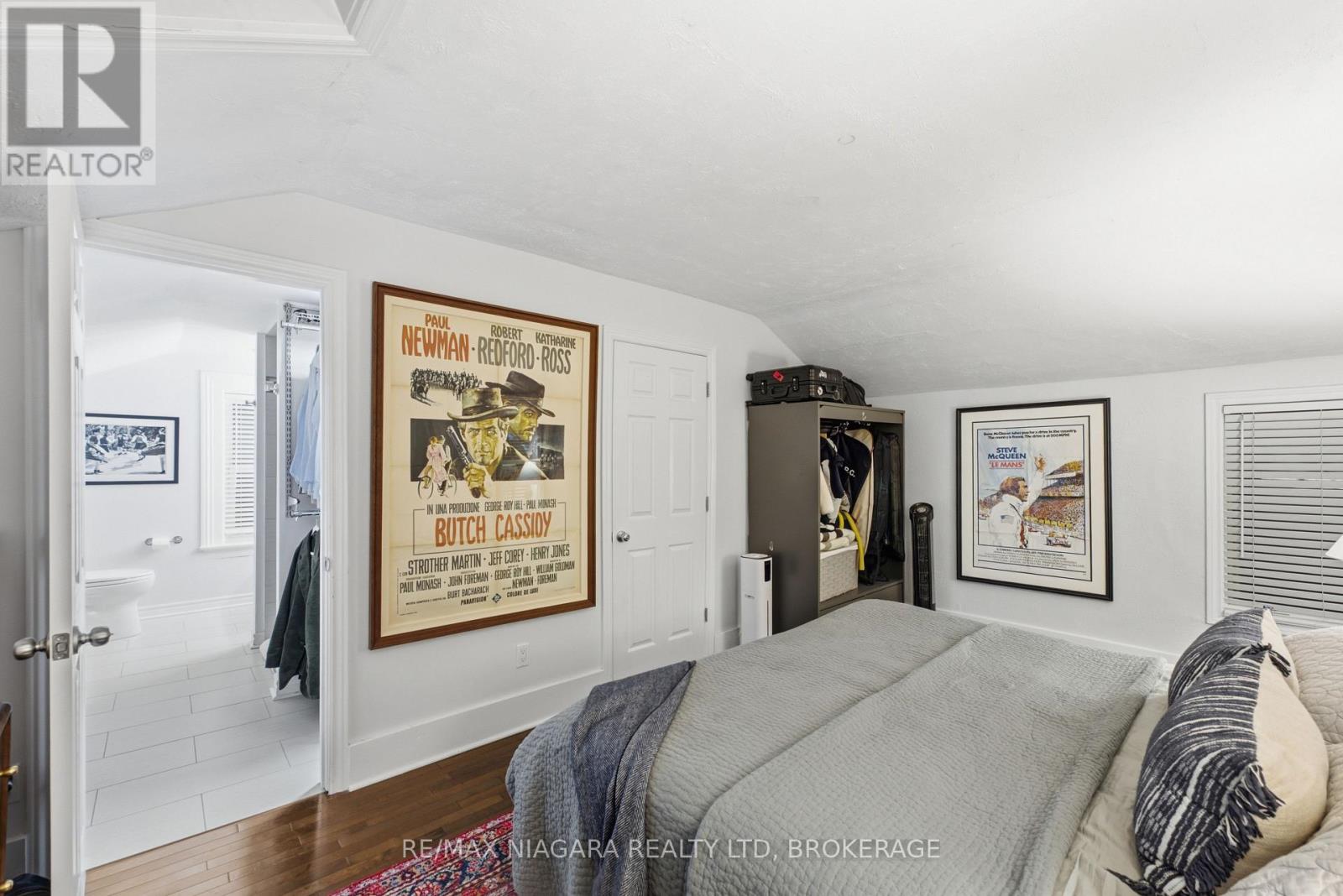9 Duke Street Property Photo 36