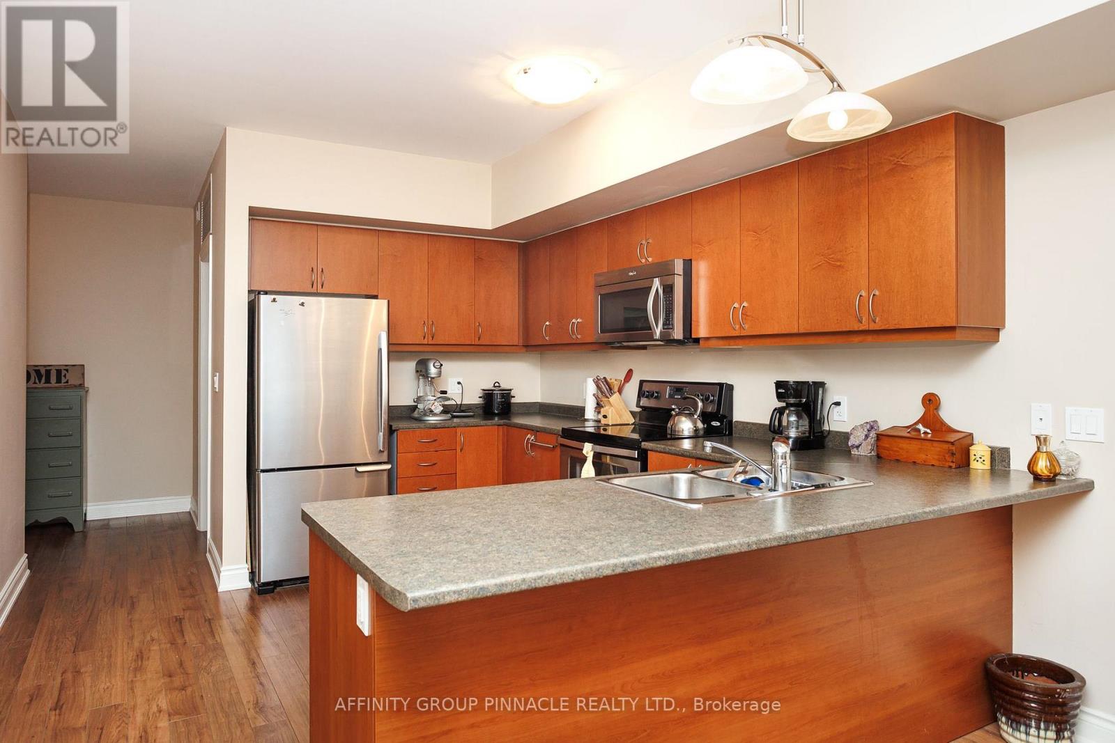 105 - 94 Francis Street W Property Photo 17