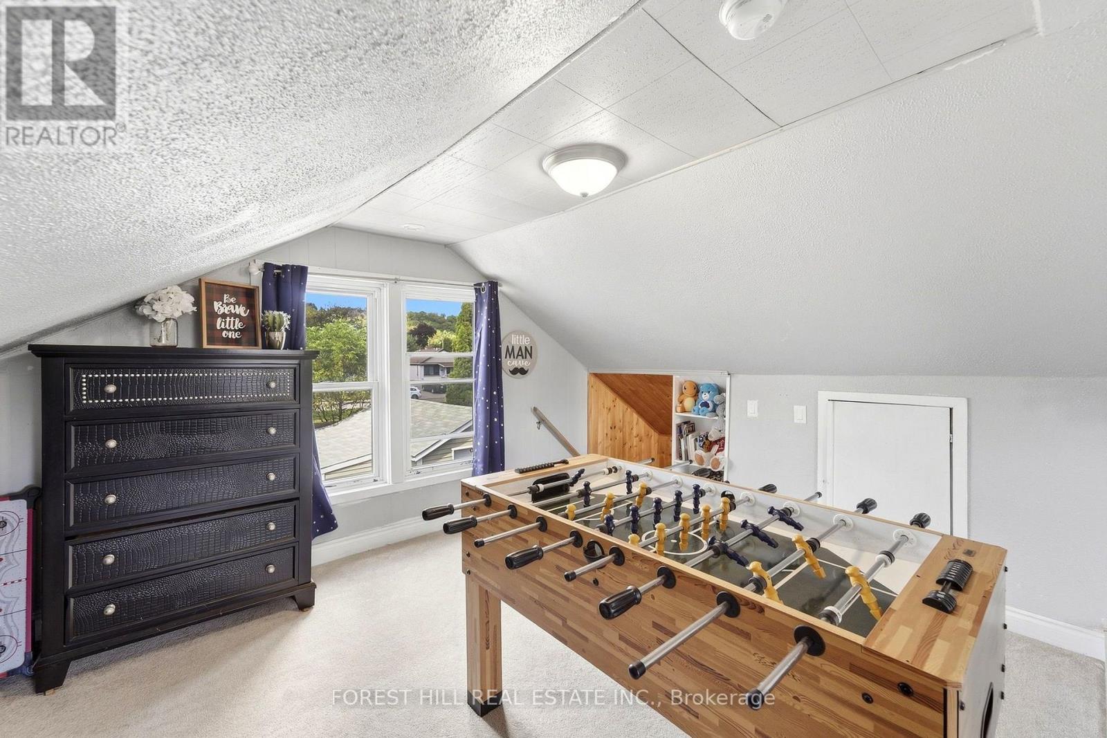 662 Cochrane Road Property Photo 25