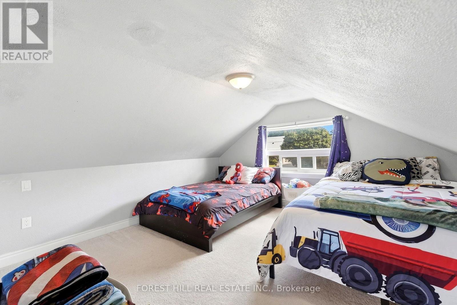 662 Cochrane Road Property Photo 26