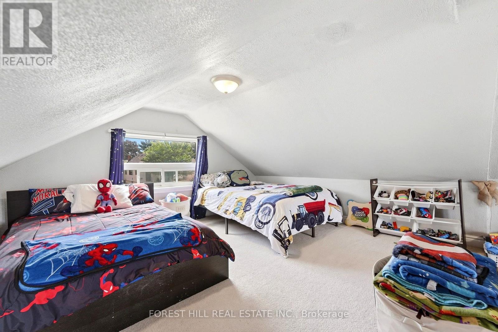662 Cochrane Road Property Photo 27