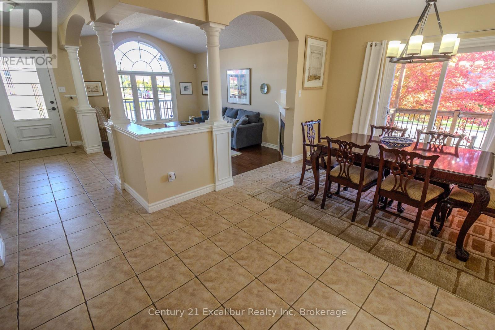 900 Gzowski Street Property Photo 5
