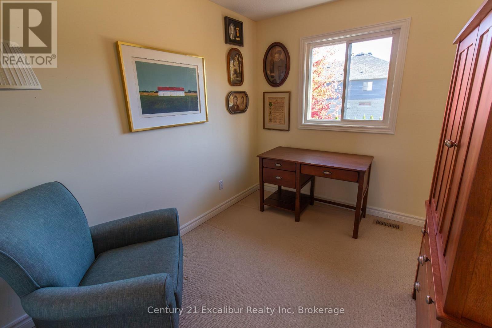900 Gzowski Street Property Photo 10