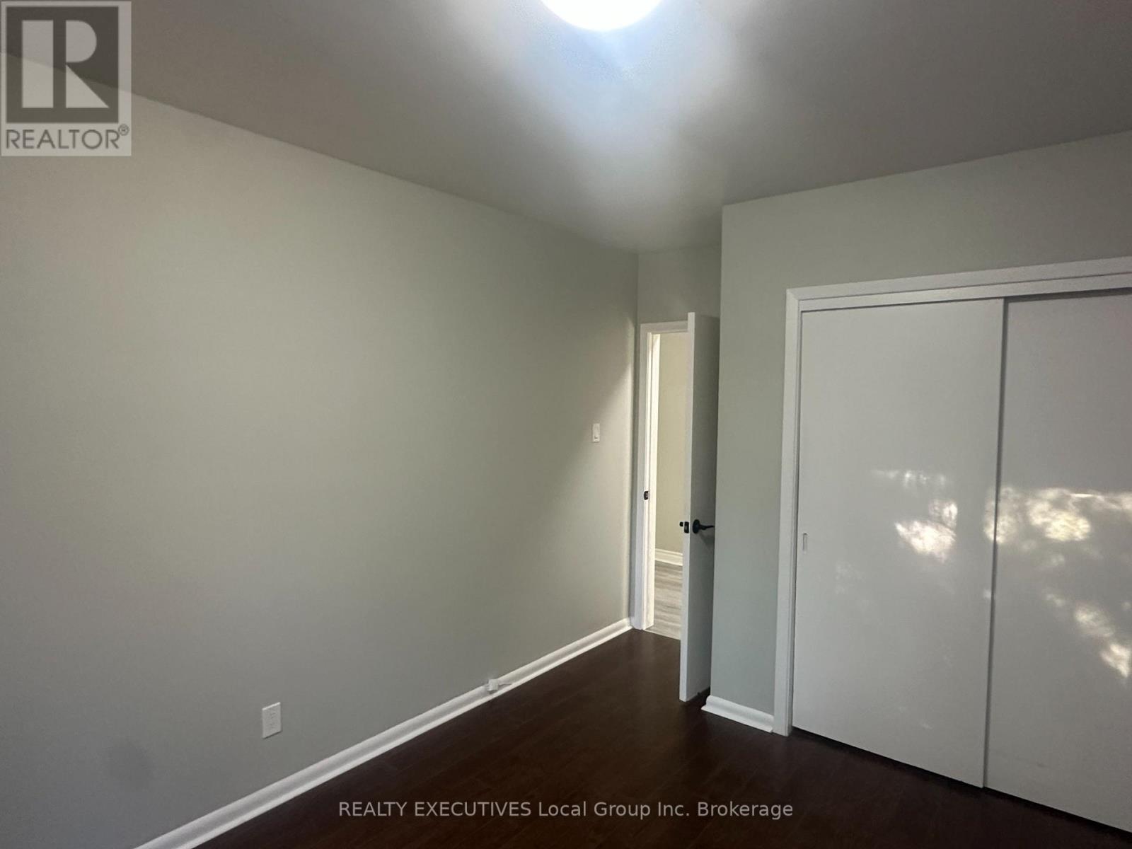 14 Milford Crescent Property Photo 10
