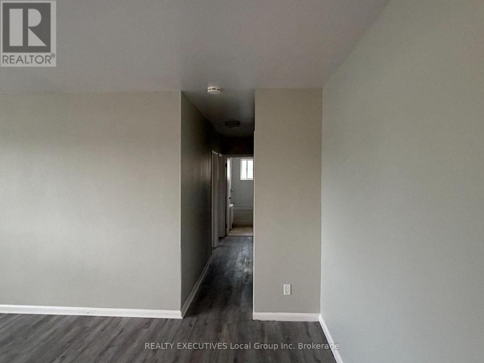 14 Milford Crescent Property Photo 26