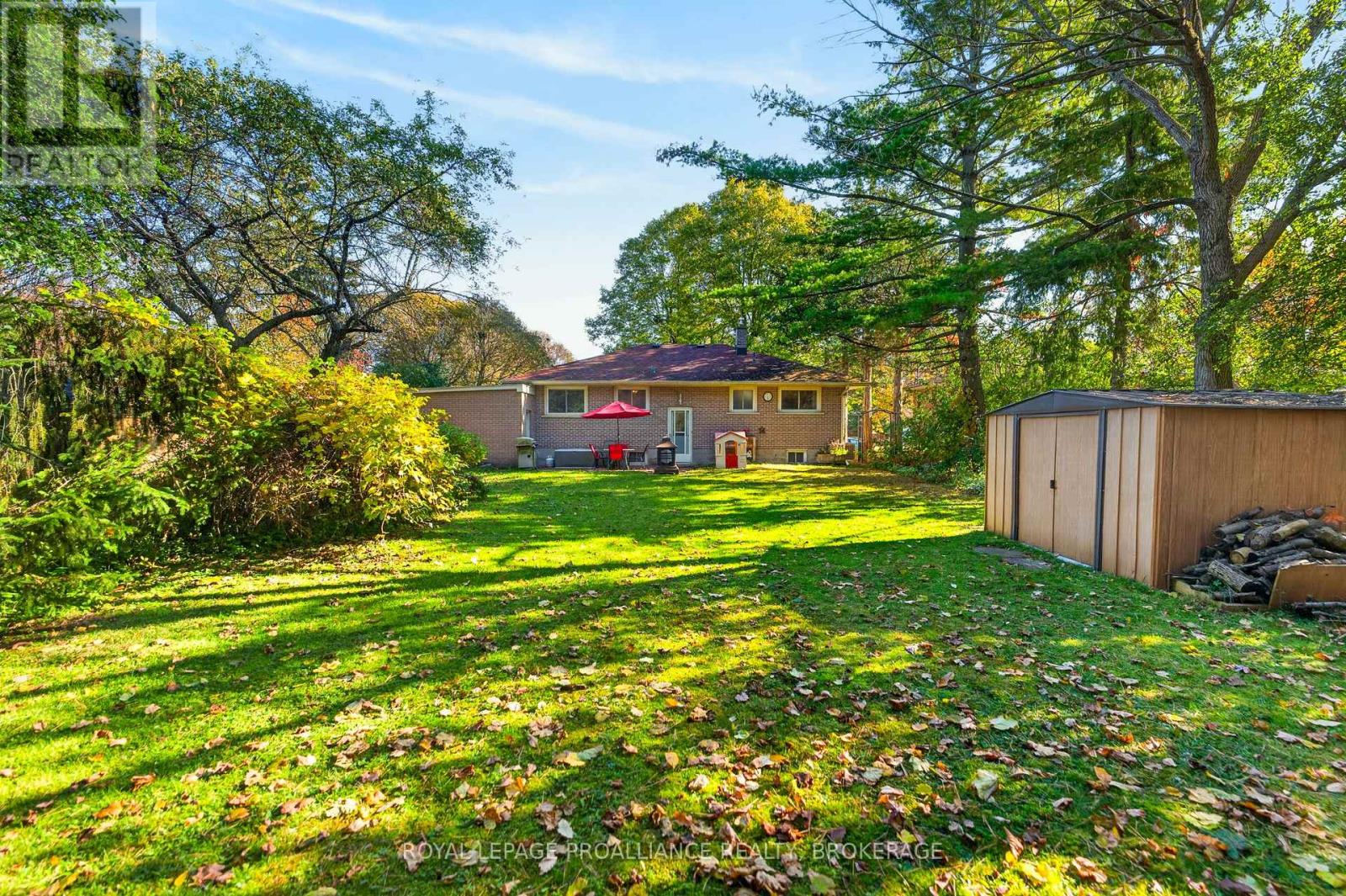 413 Maple Ridge Drive Property Photo 33