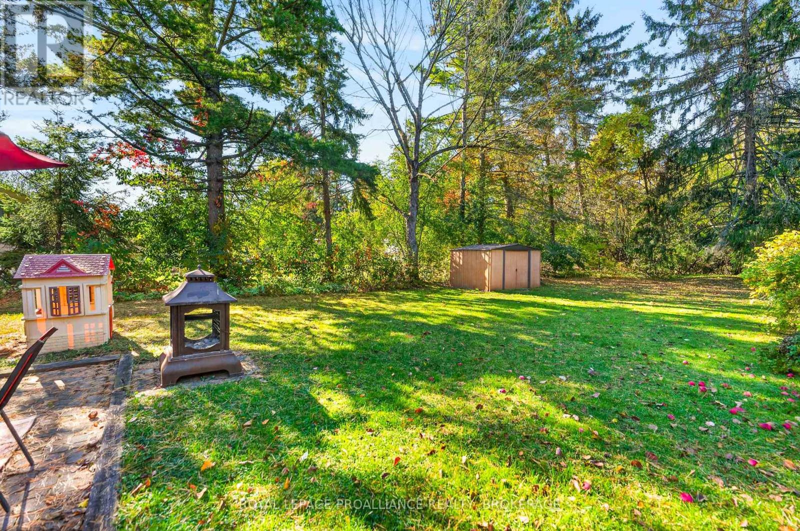 413 Maple Ridge Drive Property Photo 35