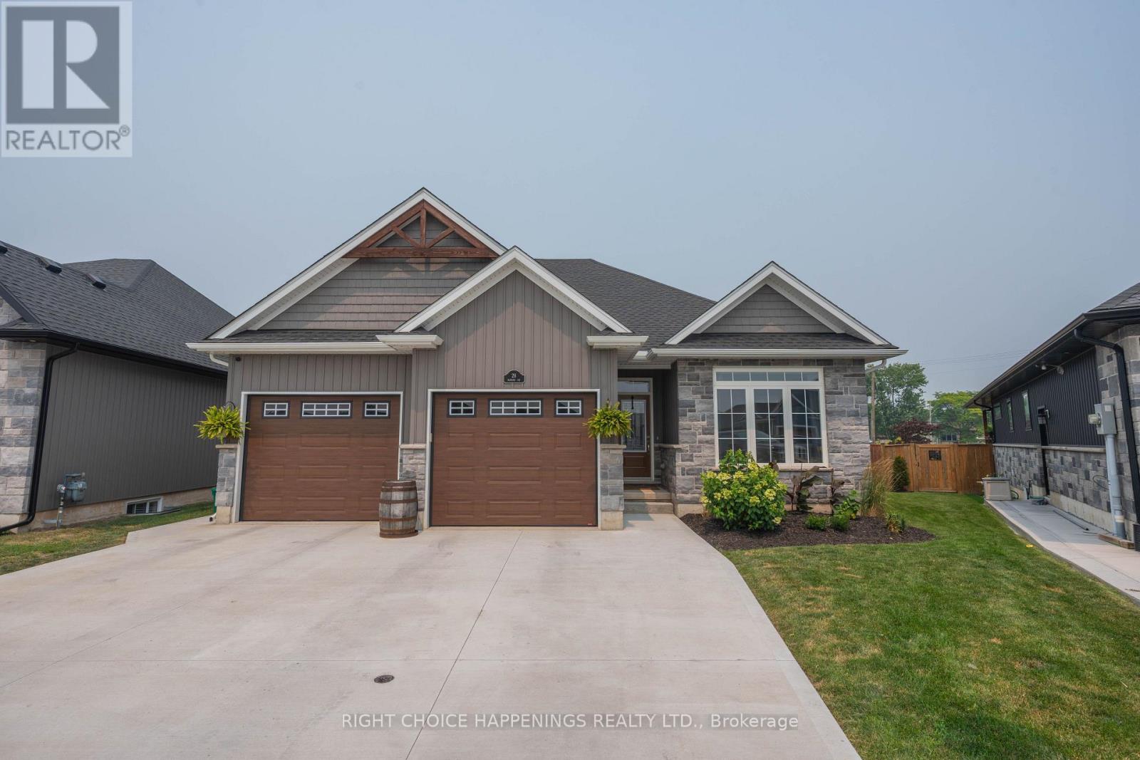 28 Harvard Court Property Photo 1