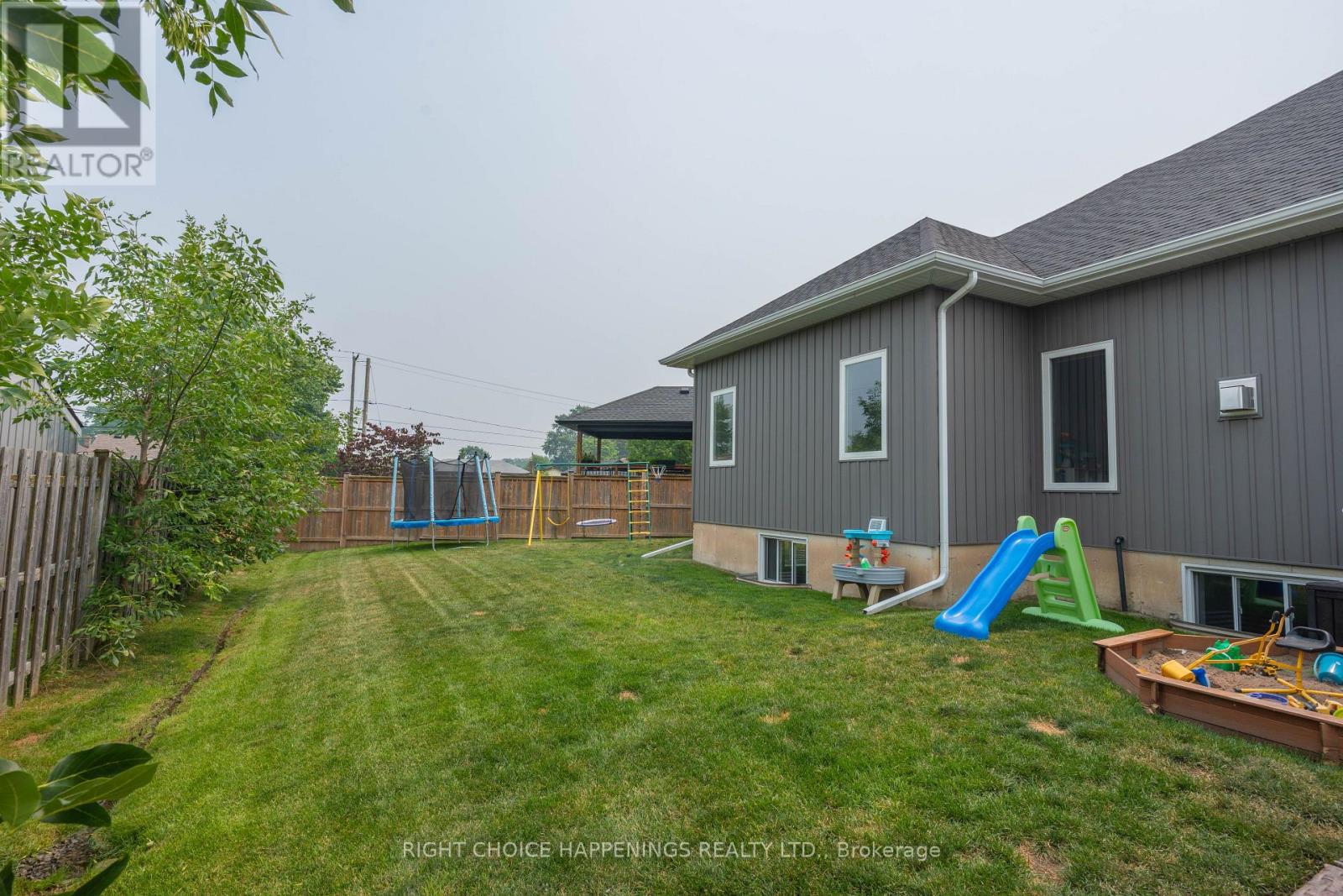 28 Harvard Court Property Photo 26