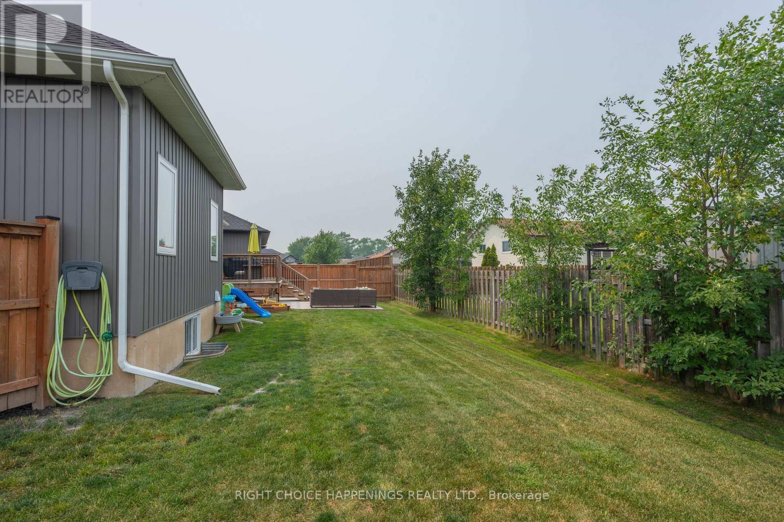28 Harvard Court Property Photo 27