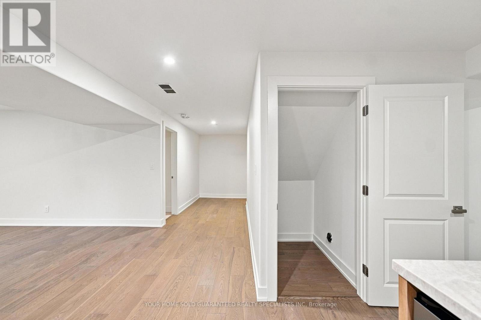 2 Prospect Lane Property Photo 30